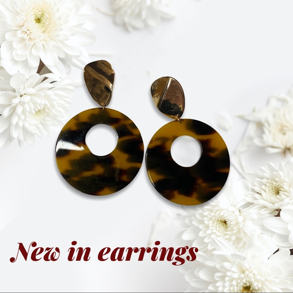 🤎 fashion drop earrings🤎